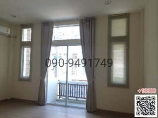 Reihenhaus zur Miete mit 4 Zimmer in Bueng Kum, Bangkok