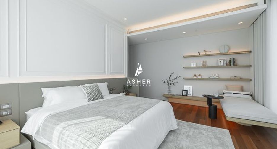 For sale 3 ベッドルーム condo in Pathum Wan, Bangkok