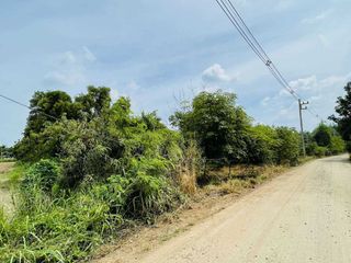For sale land in Phanom Sarakham, Chachoengsao
