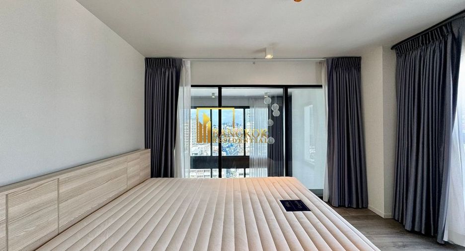 For rent 2 bedrooms condo in Sathon, Bangkok