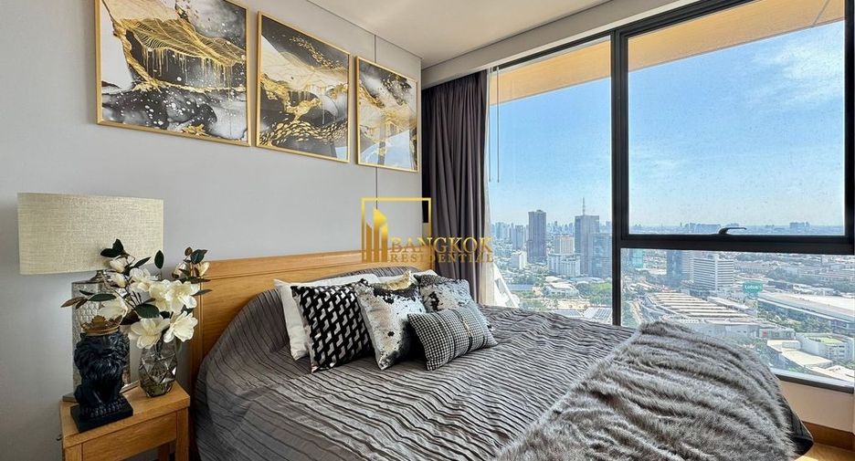 For rent 2 bedrooms condo in Khlong Toei, Bangkok