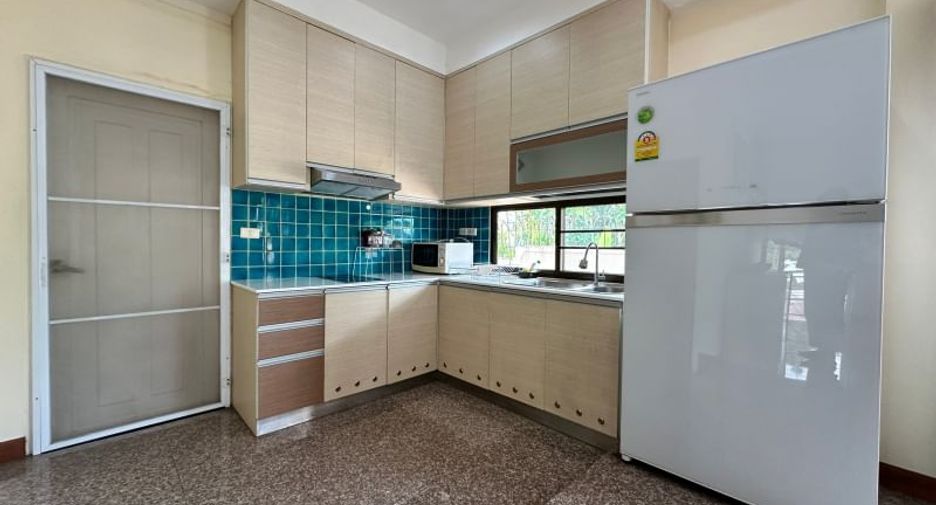 For rent 3 bedrooms house in Si Racha, Chonburi