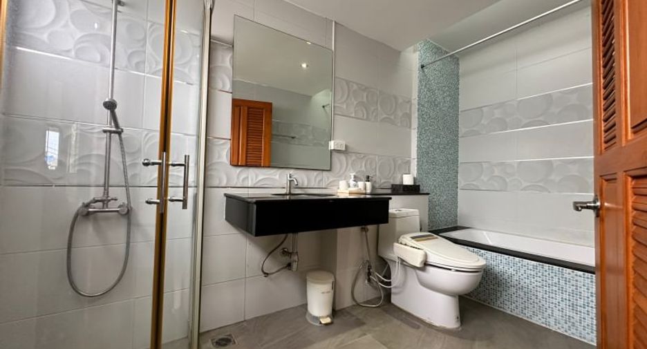 For rent 3 bedrooms house in Si Racha, Chonburi