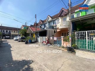 For sale 2 bed townhouse in Krathum Baen, Samut Sakhon