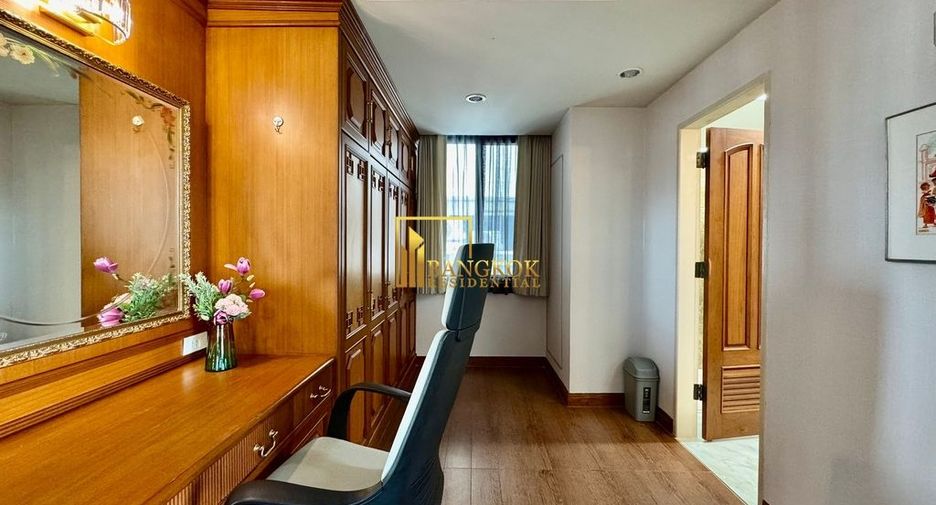 For rent 2 ベッドルーム condo in Khlong Toei, Bangkok