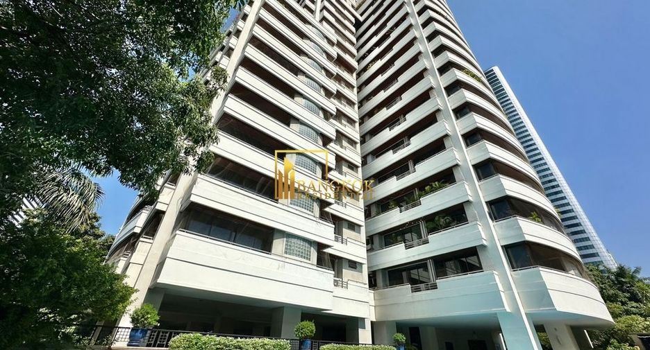 À louer 3 chambres appartement à Khlong Toei, Bangkok