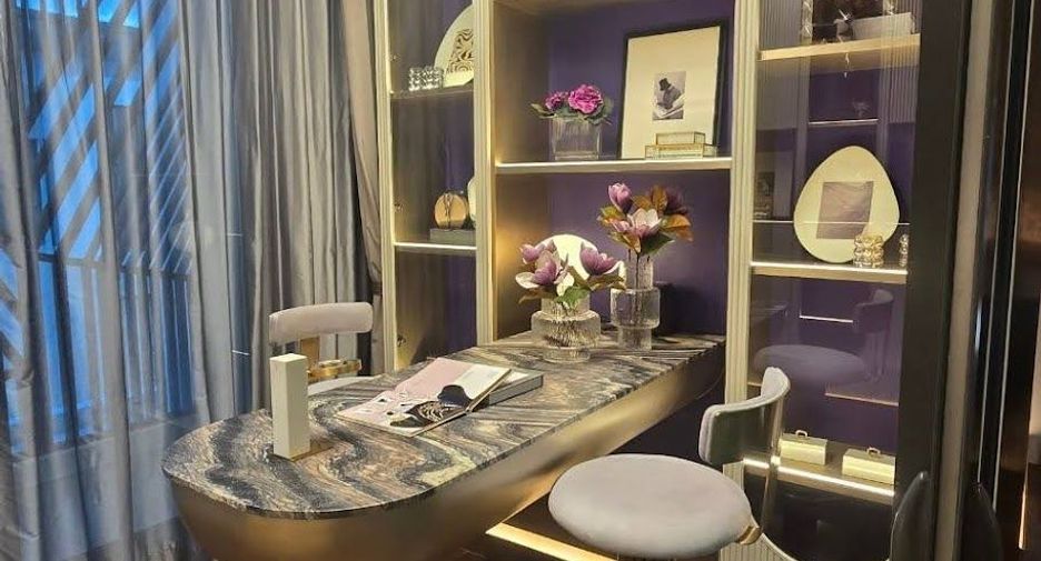 For sale 6 bedrooms house in Bueng Kum, Bangkok