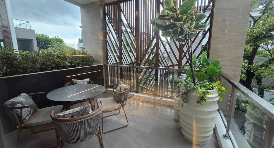 For sale 6 bedrooms house in Bueng Kum, Bangkok