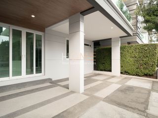 For sale 4 Beds house in Chatuchak, Bangkok