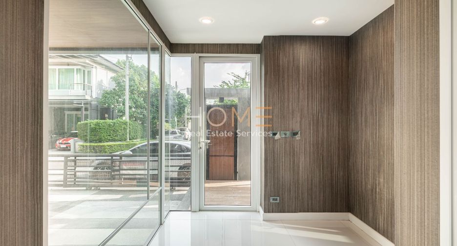 Casa en venta de 4 habitaciones en Chatuchak, Bangkok