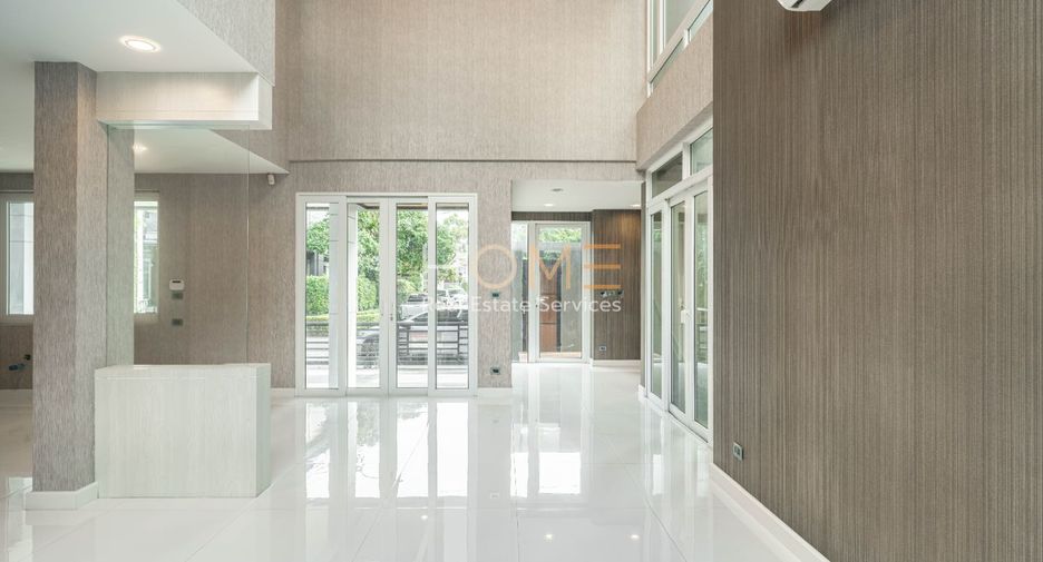 Casa en venta de 4 habitaciones en Chatuchak, Bangkok