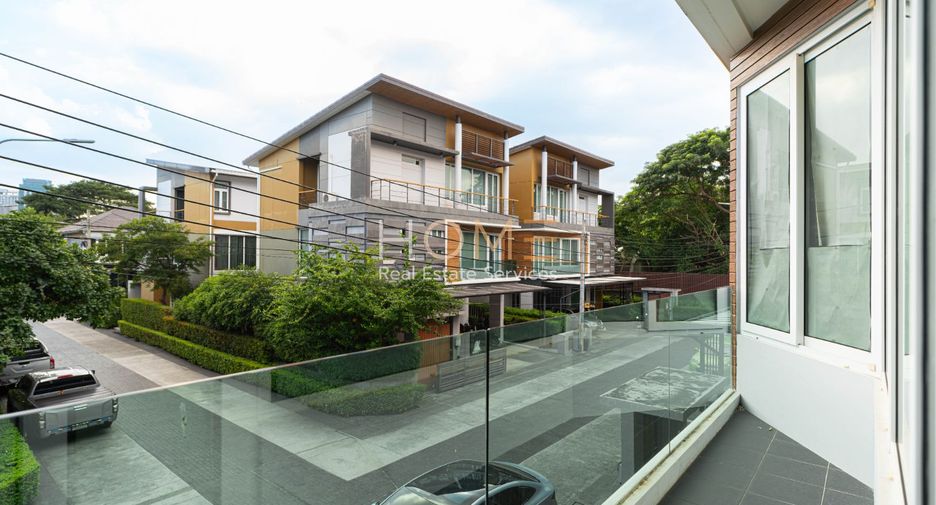 Casa en venta de 4 habitaciones en Chatuchak, Bangkok