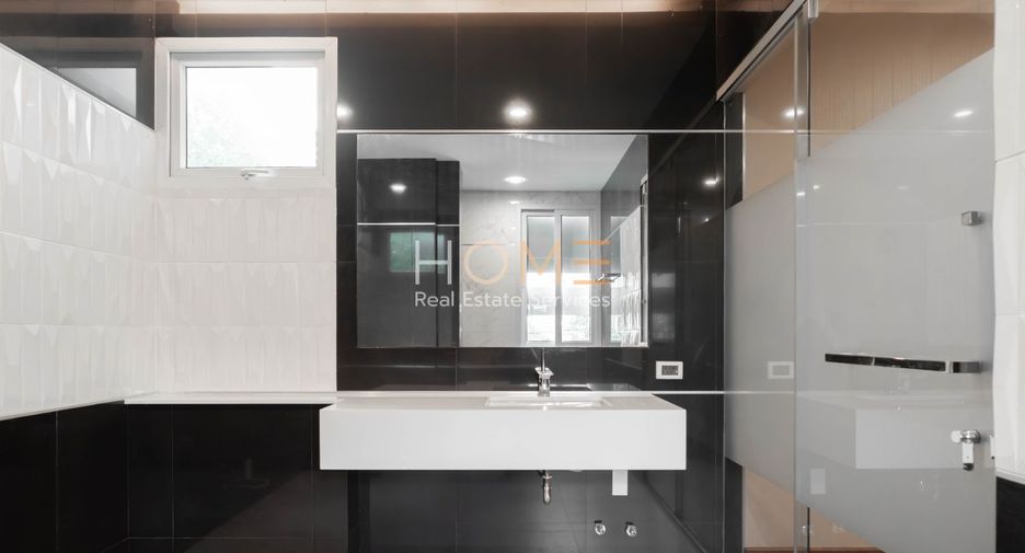 Casa en venta de 4 habitaciones en Chatuchak, Bangkok
