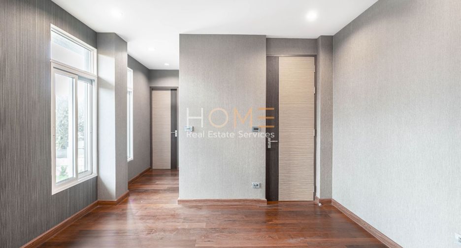 Casa en venta de 4 habitaciones en Chatuchak, Bangkok