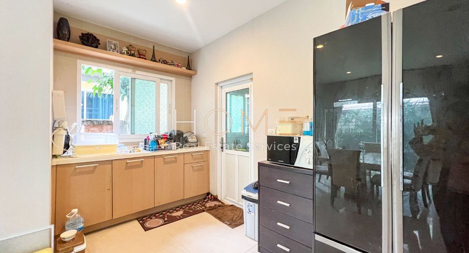 For sale 3 bedrooms house in Sai Mai, Bangkok