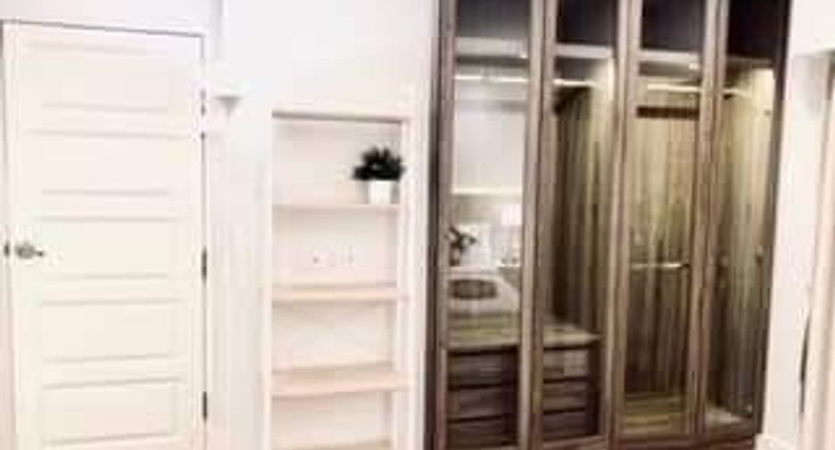 For sale 2 bedrooms condo in Khlong Toei, Bangkok