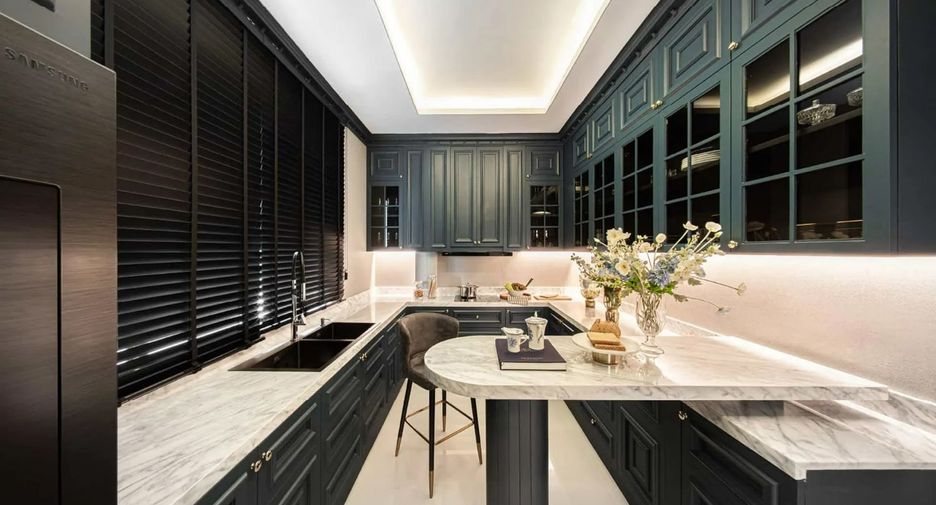 Casa en venta de 4 habitaciones en Khan Na Yao, Bangkok