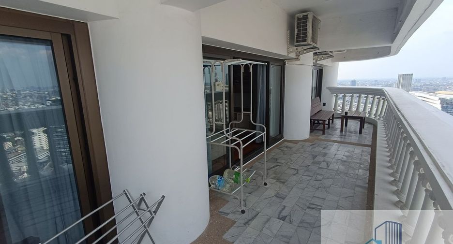 For sale 3 bedrooms condo in Bang Rak, Bangkok
