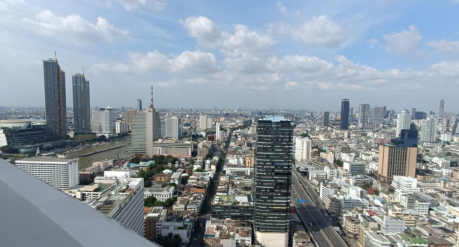 For sale 3 bedrooms condo in Bang Rak, Bangkok