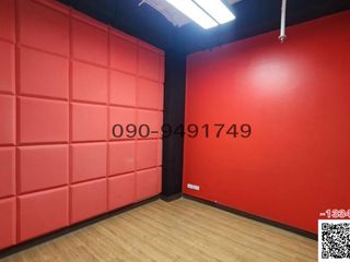 For rent 1 bed retail Space in Watthana, Bangkok