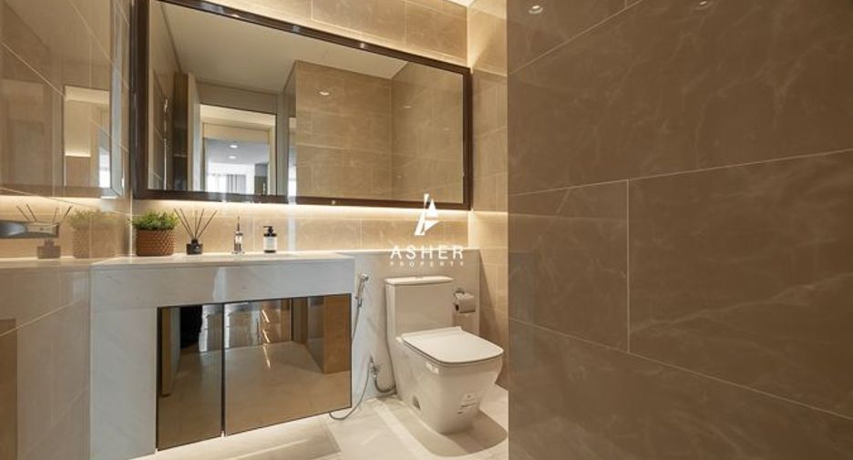 For sale 2 bedrooms condo in Pathum Wan, Bangkok