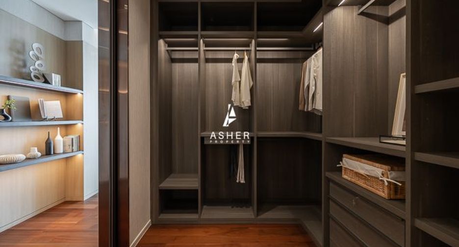 For sale 2 bedrooms condo in Pathum Wan, Bangkok