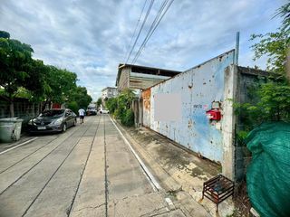 For sale land in Mueang Samut Prakan, Samut Prakan