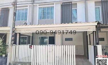 Haus zur Miete mit 3 Zimmer in Bang Phli, Samut Prakan