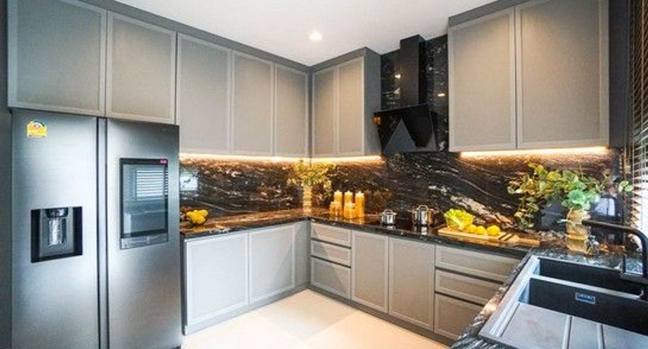 For sale 4 bedrooms house in Bang Bua Thong, Nonthaburi