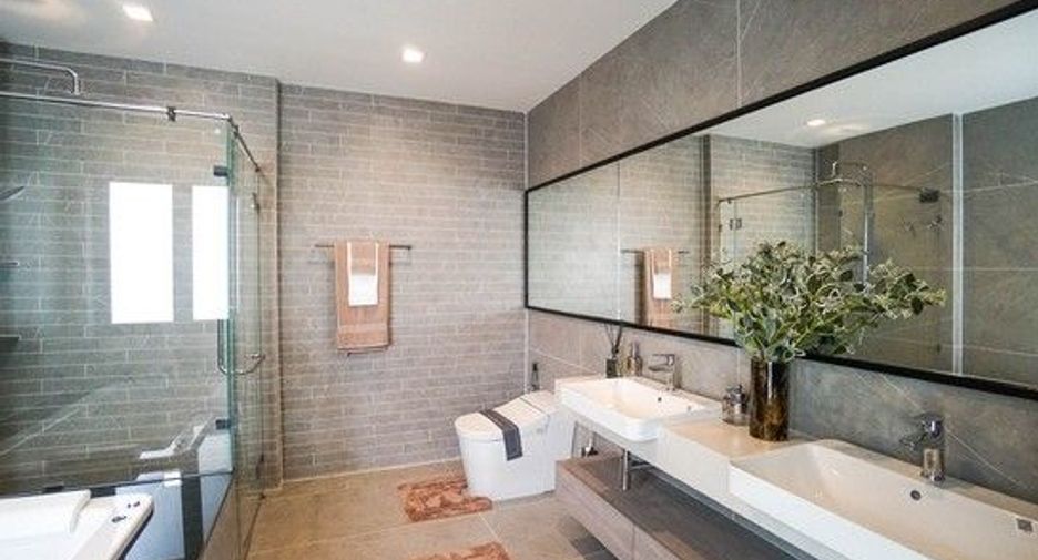 For sale 4 bedrooms house in Bang Bua Thong, Nonthaburi