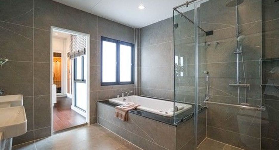 For sale 4 bedrooms house in Bang Bua Thong, Nonthaburi