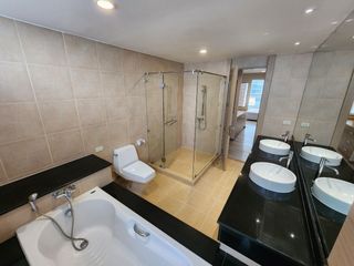 Apartment zur Miete mit 2 Zimmer in Khlong Toei, Bangkok