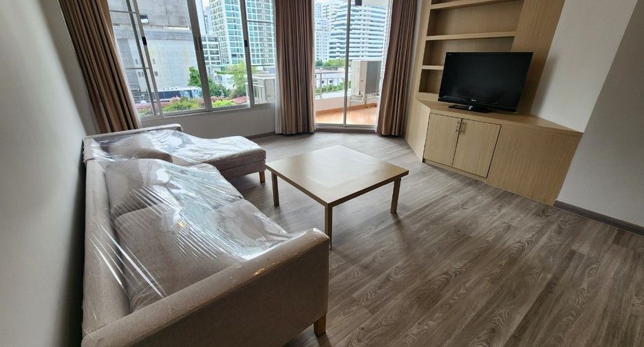 For rent 2 bedrooms apartment in Khlong Toei, Bangkok