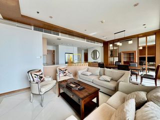 Condo en alquiler de 3 habitaciones en Sathon, Bangkok