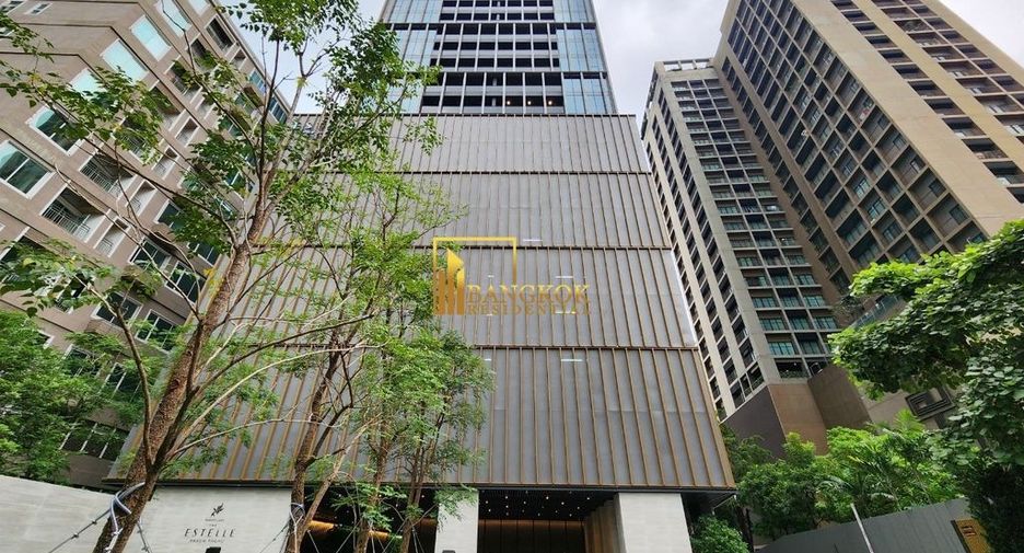 For rent 2 bedrooms condo in Khlong Toei, Bangkok
