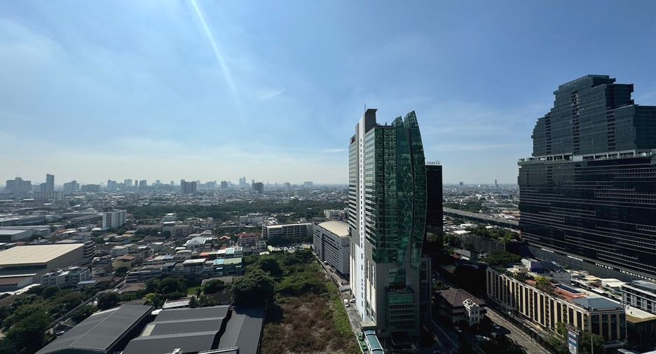 For sale 2 bedrooms condo in Sathon, Bangkok