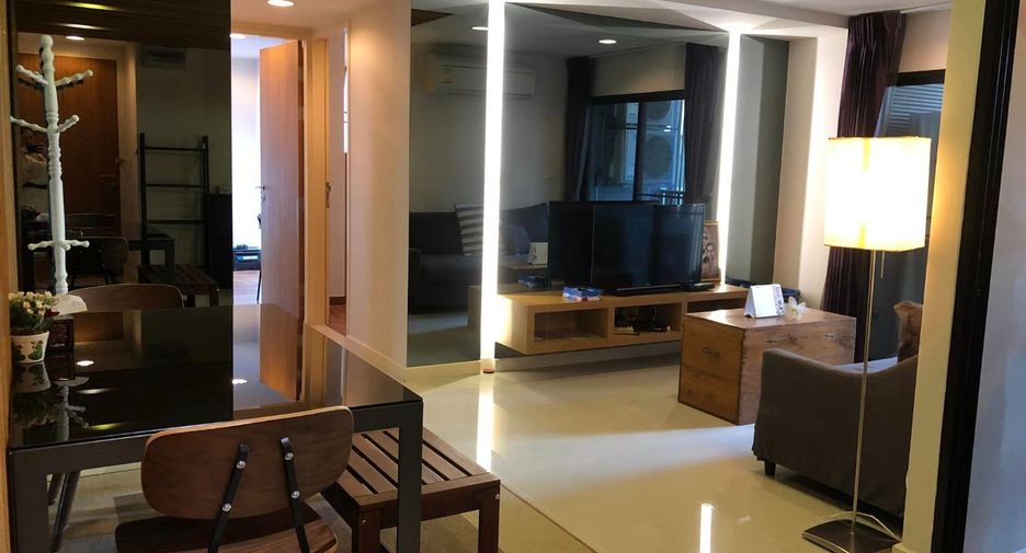 For sale 2 bedrooms condo in Khlong Toei, Bangkok