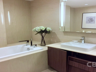 Wohnung zum Kauf mit 2 Zimmer in Sathon, Bangkok