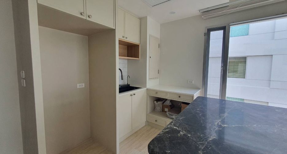 For sale 2 bedrooms condo in Hua Hin, Prachuap Khiri Khan
