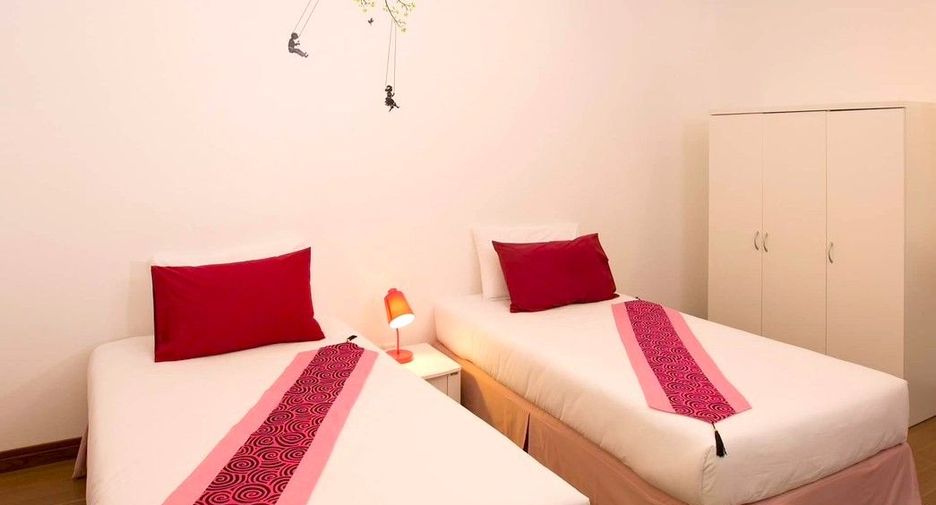For sale 11 Beds retail Space in Takua Pa, Phang Nga