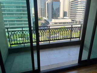 Condo en alquiler de 3 habitaciones en Pathum Wan, Bangkok