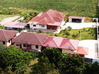 For sale 10 bed hotel in Mueang Rayong, Rayong