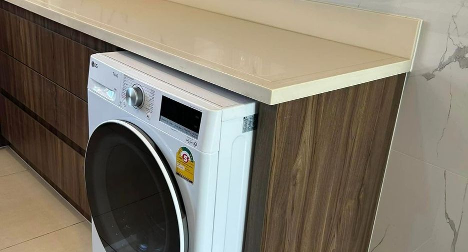 For sale 3 bedrooms house in Mueang Pathum Thani, Pathum Thani