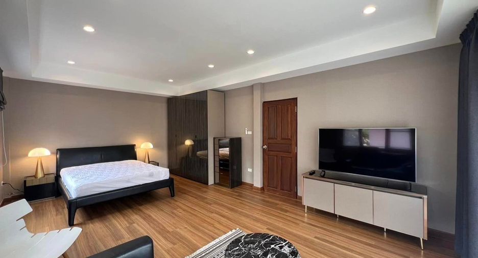 For sale 3 bedrooms house in Mueang Pathum Thani, Pathum Thani