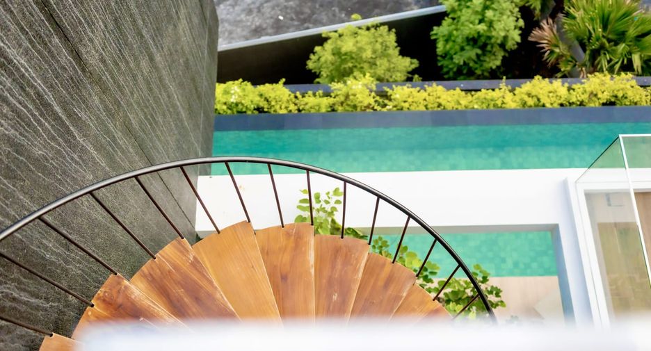 Villa en alquiler y en venta de 4 habitaciones en Thalang, Phuket