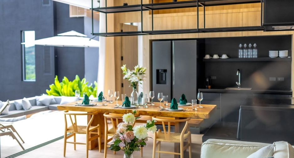 Villa en alquiler y en venta de 4 habitaciones en Thalang, Phuket
