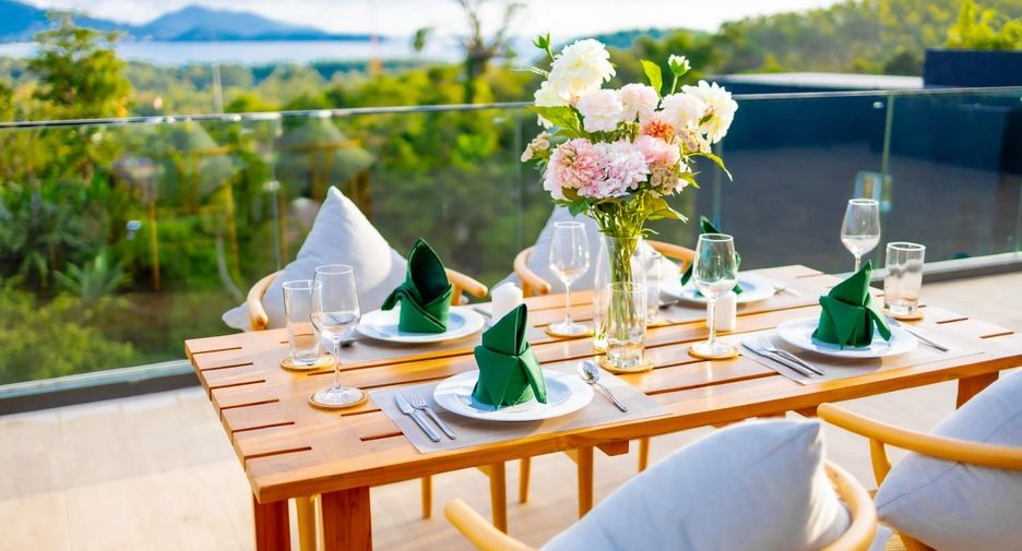 Villa en alquiler y en venta de 4 habitaciones en Thalang, Phuket