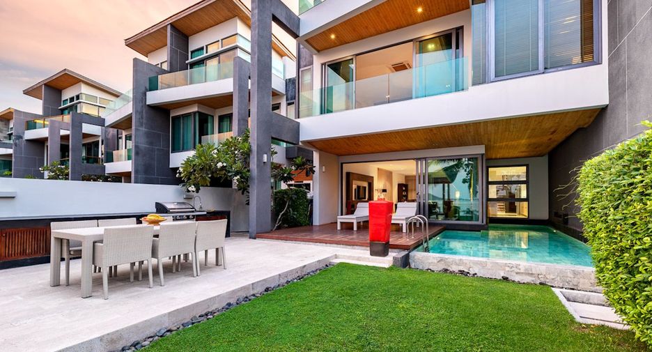 For rent 3 bedrooms villa in Mueang Phuket, Phuket