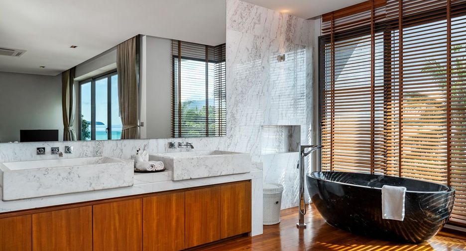 For rent 3 bedrooms villa in Mueang Phuket, Phuket