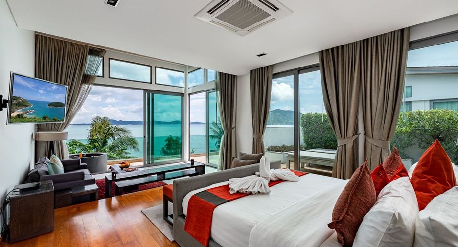 For rent 3 bedrooms villa in Mueang Phuket, Phuket